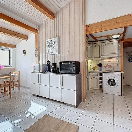 Apartment Magnificent - Near The