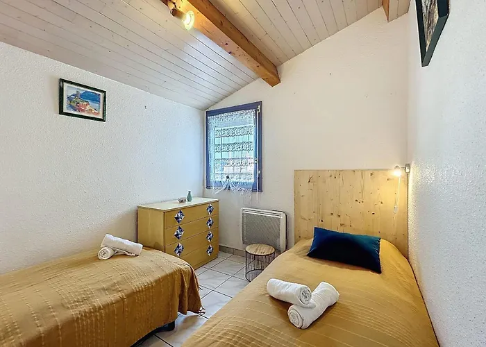 Beautiful Near The アパート